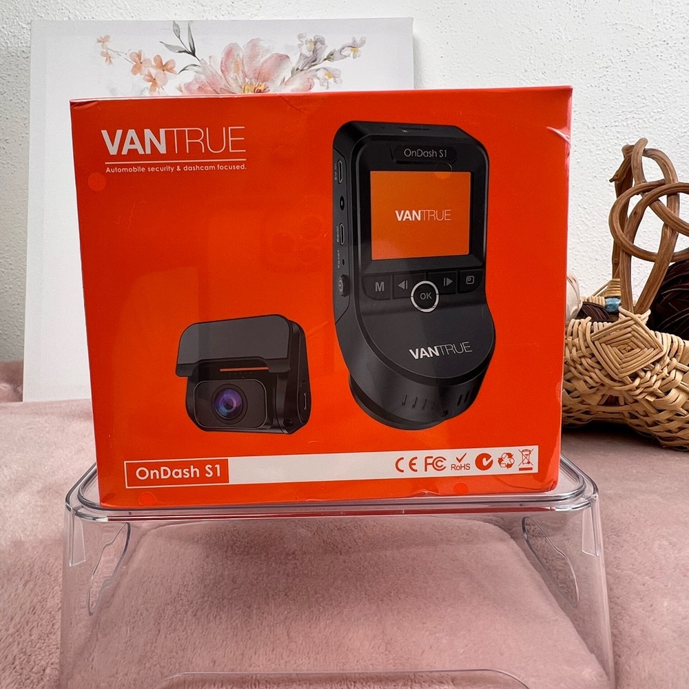 Vantrue OnDash S1 Dash Cam (Front and Rear)